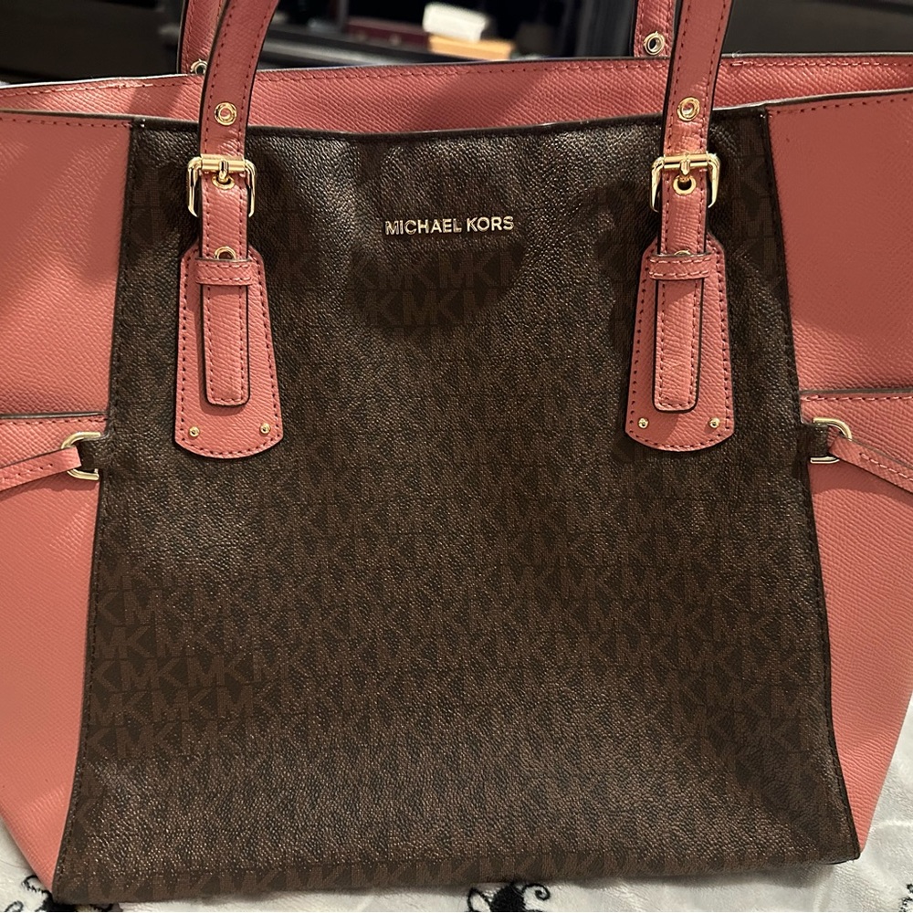 Authentic Michael Kors Purse/ Computer/ Tablet Bag - image 1